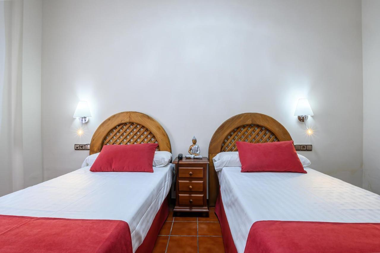 Hotel H28 Camas Ngoại thất bức ảnh