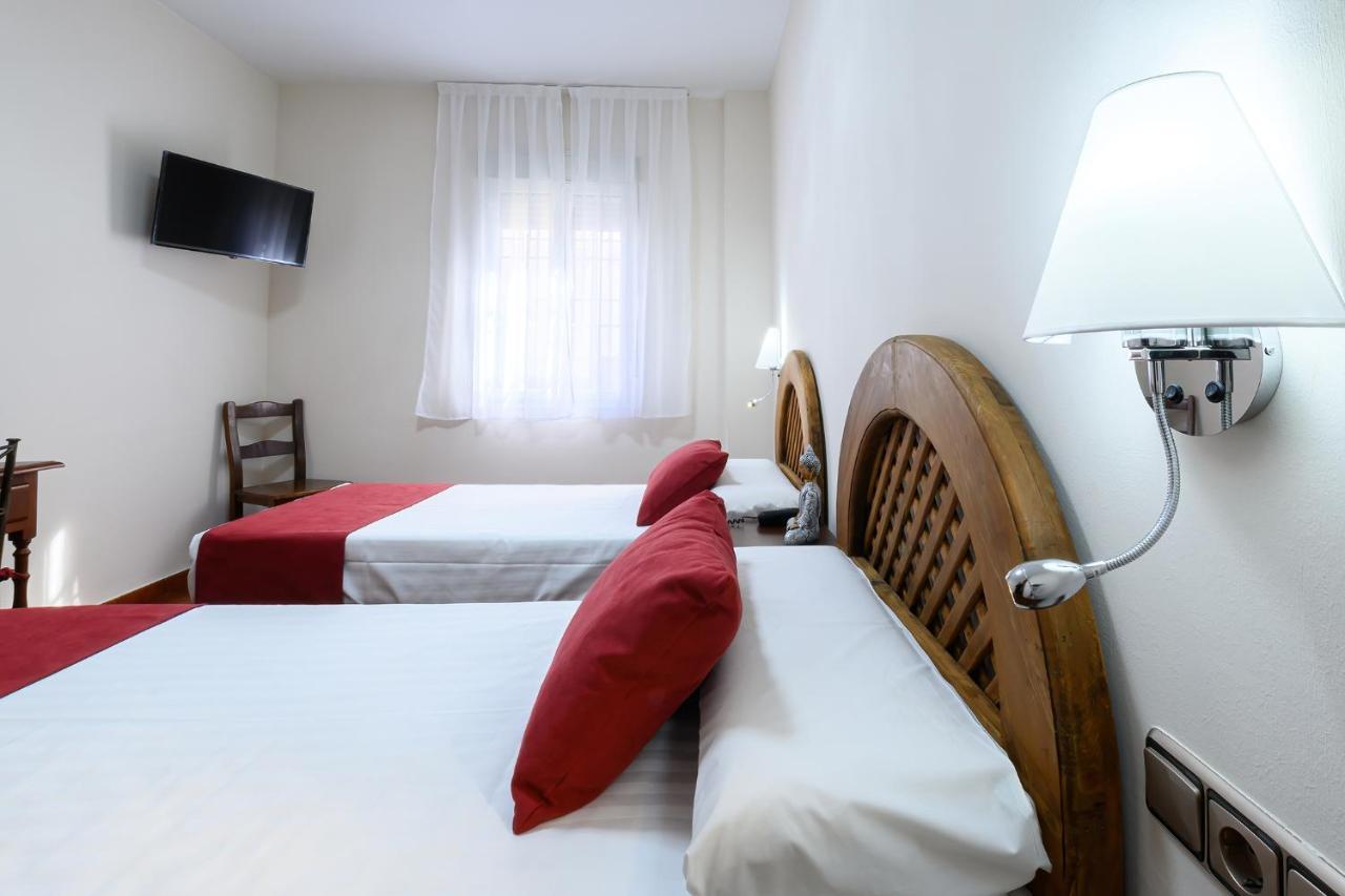 Hotel H28 Camas Ngoại thất bức ảnh