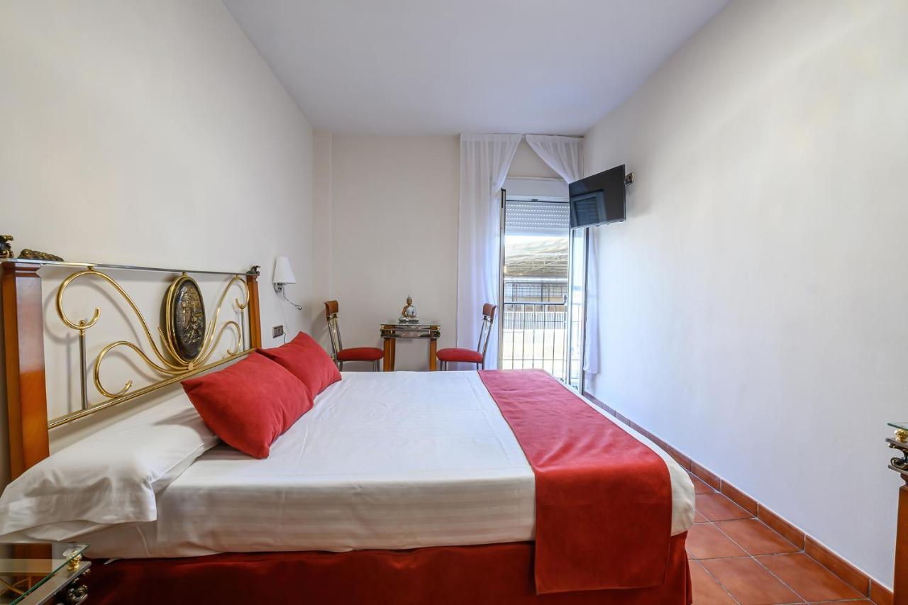 Hotel H28 Camas Ngoại thất bức ảnh