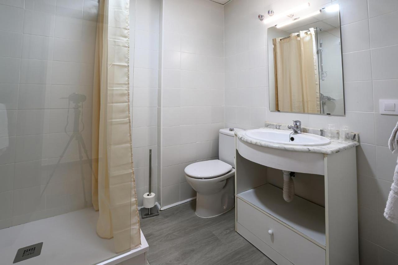 Hotel H28 Camas Ngoại thất bức ảnh